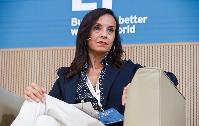 Salariu de 546.000 de euro pe an pentru șefa rețelei electrice care a căzut complet în Spania. Beatriz Corredor e de meserie jurist și n-a dat încă vreo declarație despre blackout