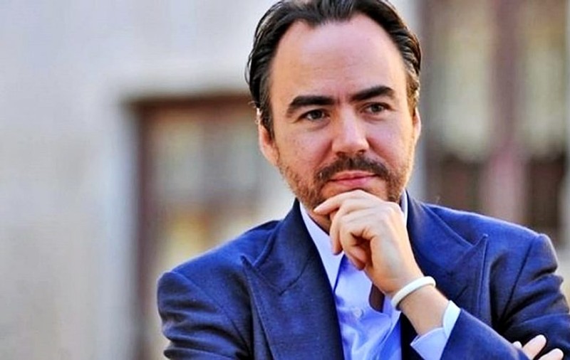 Cine este iubita lui Bobby Păunescu. Tânăra de 36 de ani a confirmat relația. „Suntem împreună”
