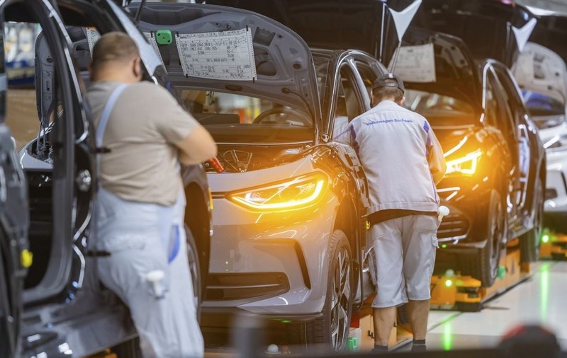 Volkswagen a avut un profit net de 1.560.000.000 de euro în primul trimestru din 2026