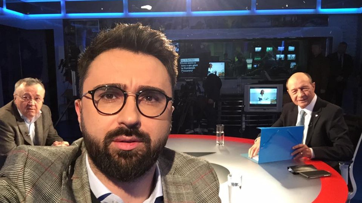 FOTO EXCLUSIV | Ionuț Cristache, de la TVR, urmărit de poliție. N-ar fi vrut să oprească la semnalul agenților