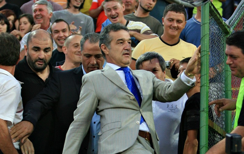 Gigi Becali, făcut praf şi pulbere de presa germană. Vezi de ce!