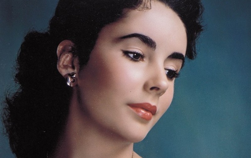 Bijuteriile lui Elizabeth Taylor, expuse în toată lumea