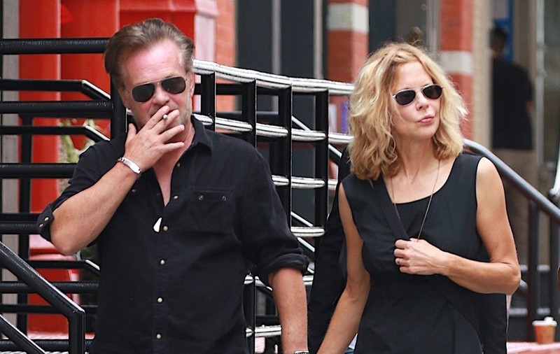 Meg Ryan și John Mellencamp au rupt logodna. Rockerul nu ar fi vrut să se însoare a patra oară