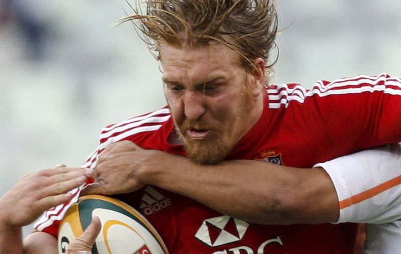 Rugbistul Andy Powell, arestat la volanul unei maşinuţe de golf 