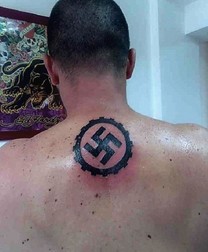 Tatuajul lui Cheloo din 2011, conform presei