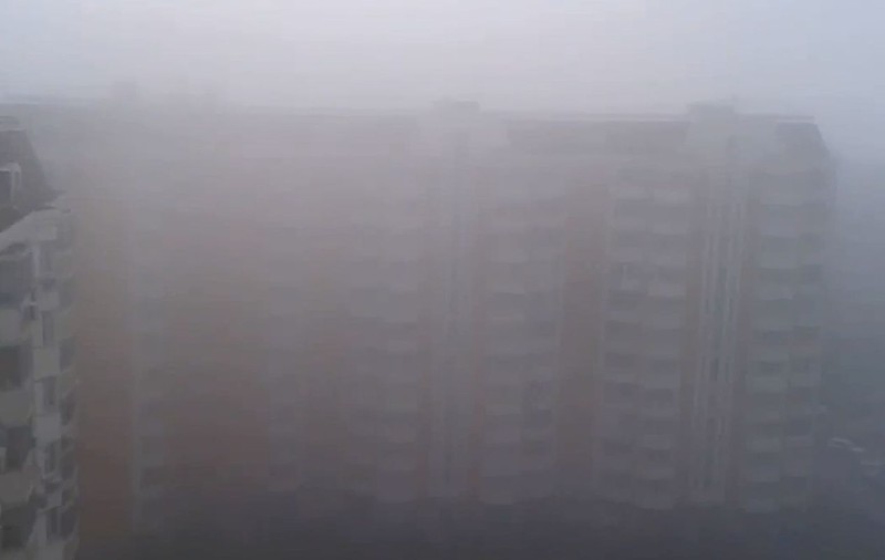 Panică în capitala Rusiei! Locuitorii Moscovei, avertizaţi să stea în case din cauza unui nor toxic | VIDEO