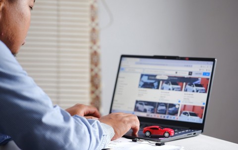 Un șofer german a cerut restituirea a 60.520 de euro, prețul unei mașini electrice pe care a condus-o timp de un an, invocând o eroare în procesul de comandă online