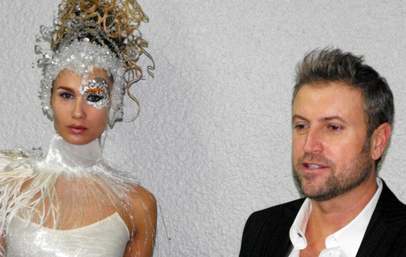 Cătălin Botezatu a cucerit Parisul! Designerul, aplaudat pe podium la Haute Coiffure Francaise | FOTO