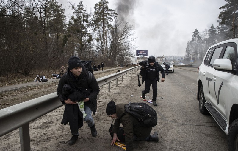 Crucea Roșie acuză forțele ruse că au „minat” unul dintre coridoarele de evacuare din Mariupol
