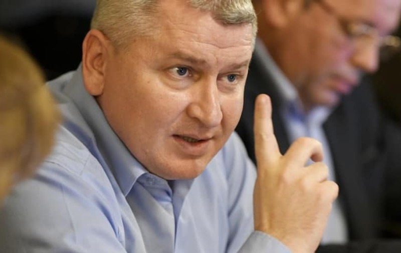 PNL, provocare pentru PSD: "Să voteze tăierea pensiilor speciale, pentru plata alocaţiilor dublate". Ce a răspuns Ciolacu