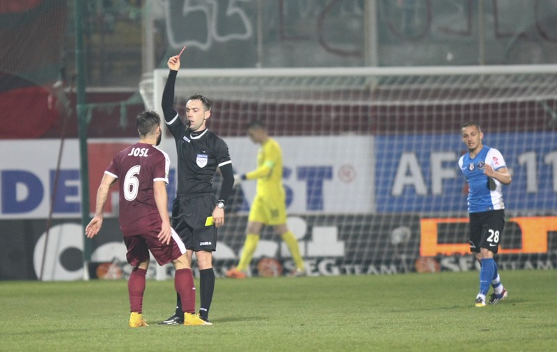 DINAMO - RAPID / Giuleștenii pun presiune pe brigada de arbitri!