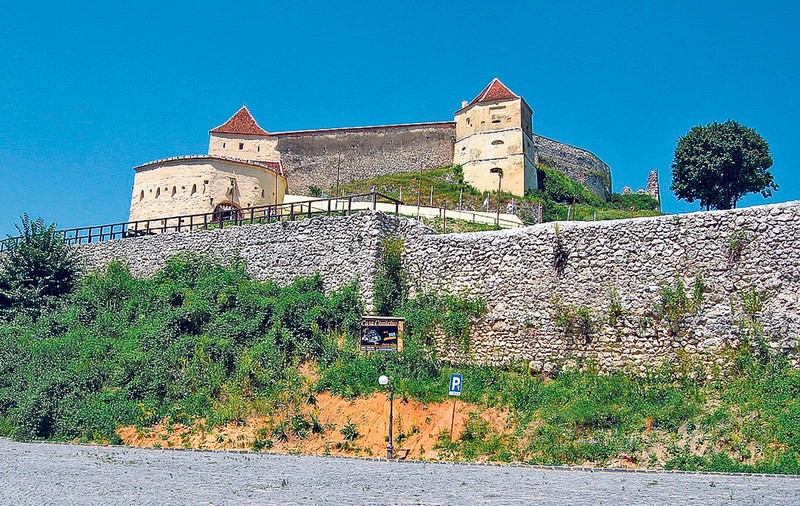 «Scenă» la Râşnov pentru staruri de Hollywood