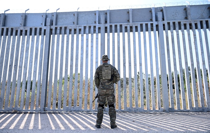 Grecia se teme de un val de migranți provocat de cutremurul din Turcia. Măsuri sporite de securitate la frontieră