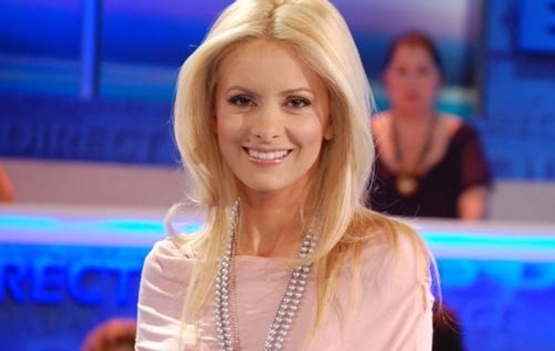 Simona Gherghe împlineşte astăzi 9 ani de Antena 1