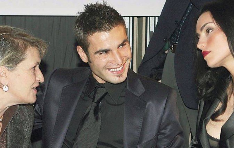 "Briliantul" are probleme. Adrian Mutu şi mama lui au fost daţi în judecată