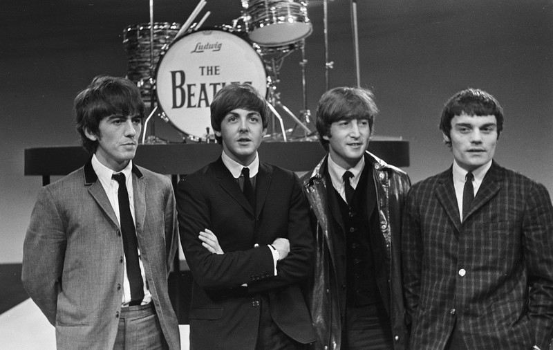 DOLIU în lumea muzicii. Un fost component al trupei Beatles A MURIT