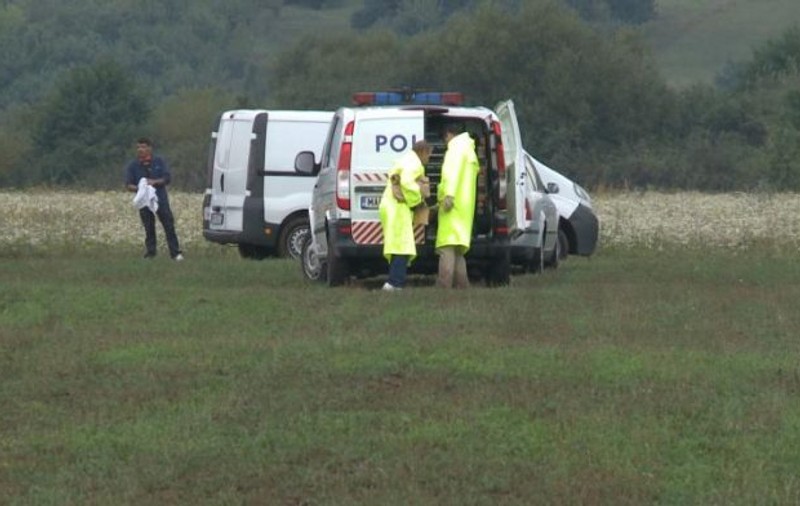 Un bărbat a fost găsit mort într-un lan de porumb. Inițial a fost căutat în apele Dâmboviței