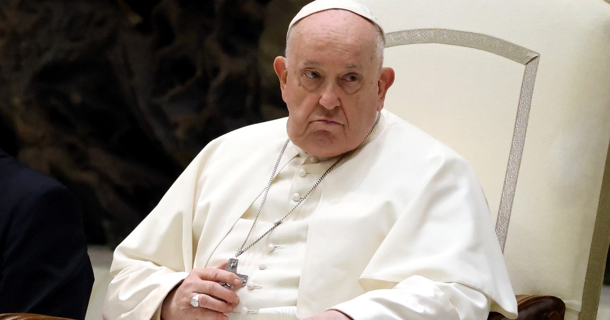 Papa Francisc se află în spital.