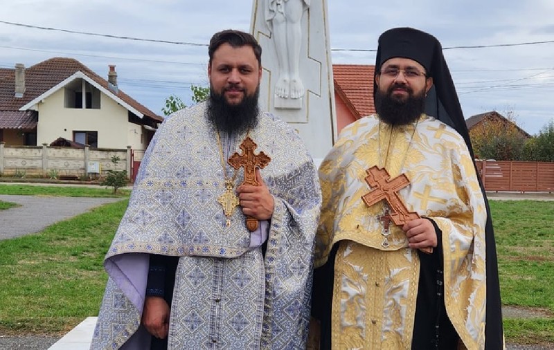 Teodosie și Ioanichie, doi preoți caterisiți, s-au luat la bătaie într-o biserică din Târgu Jiu