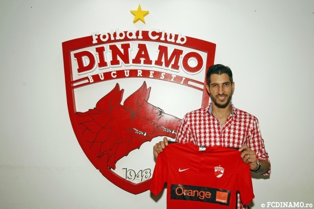 Penedo, cu tricoul celor de la Dinamo