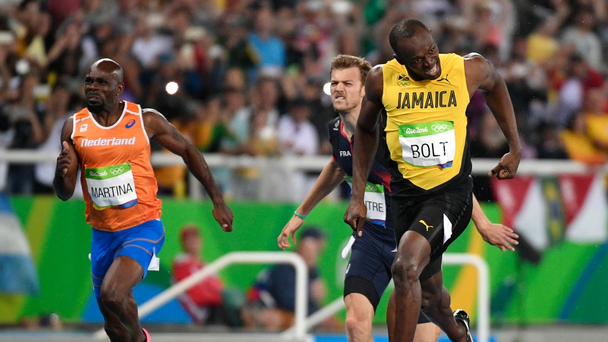 Usain Bolt a trecut primul linia de sosire în finala probei de 200 de metri la Jocurile Olimpice de la Rio. (FOTO: EPA)