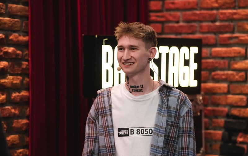 Interviu cu Alex Furman de la „Românii au talent”. A făcut armata în Israel și câștigă bani făcând tatuaje: „Nu vin dintr-o familie cu mulți bani, muncesc de mic”