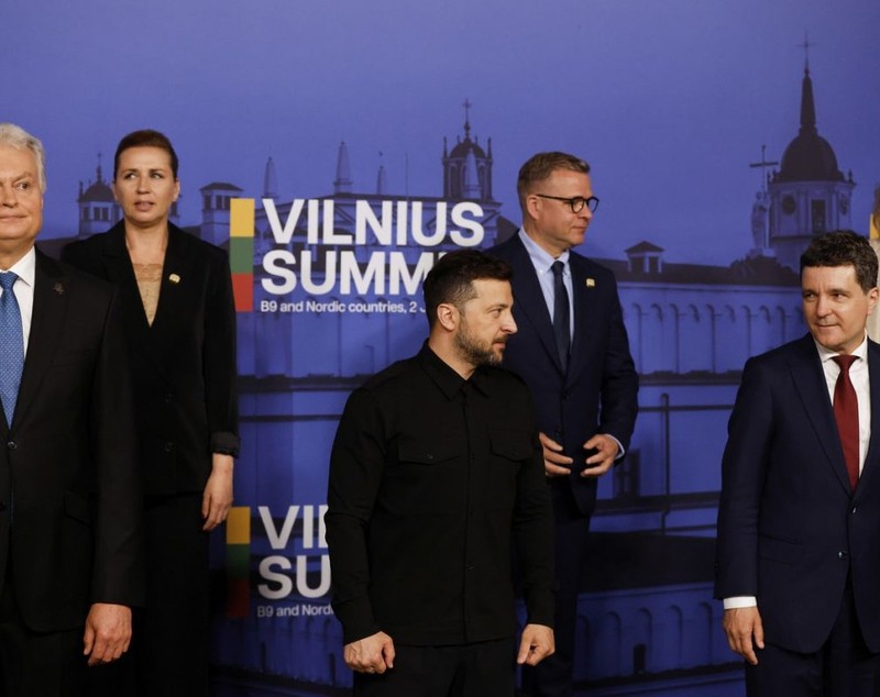 Primele imagini cu Nicușor Dan în prima vizită externă ca președinte al României