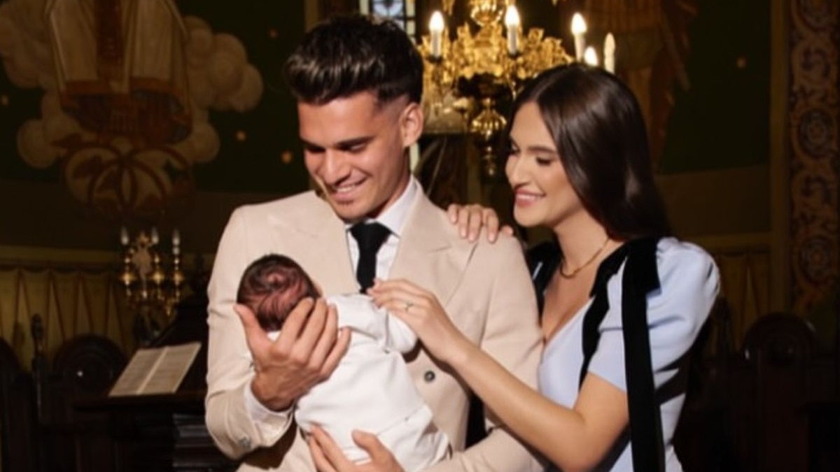 Elena și Ianis Hagi și-au botezat băiețelul: Giorgios