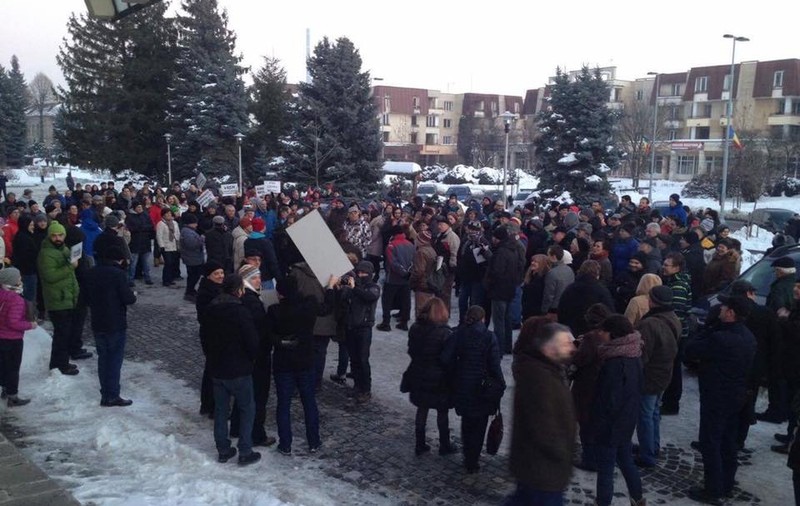 Proteste de amploare în țară și diaspora față de proiectele de ordonanțe privind grațierea și Codul Penal | FOTO & VIDEO