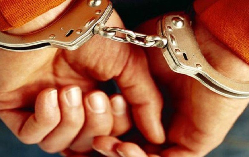 Tânărul de 17 ani suspectat de uciderea a doi soţi din Iaşi a fost arestat