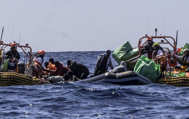 Peste 140 de migranți, morți sau dispăruți după un naufragiu în largul Yemenului. Doar 12 au supraviețuit