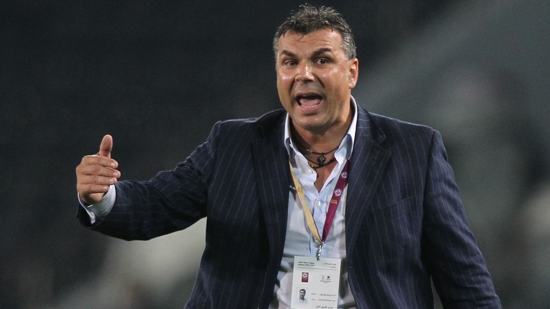 Cosmin Olăroiu.