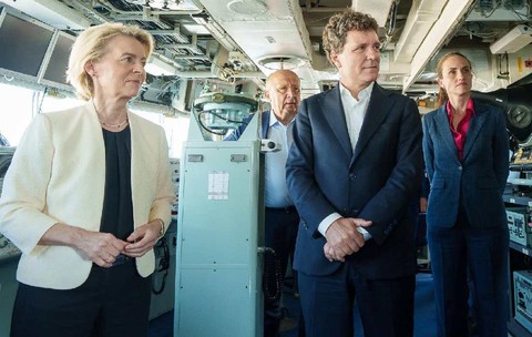 Ursula von der Leyen, Nicusor Dan si Oana Toiu