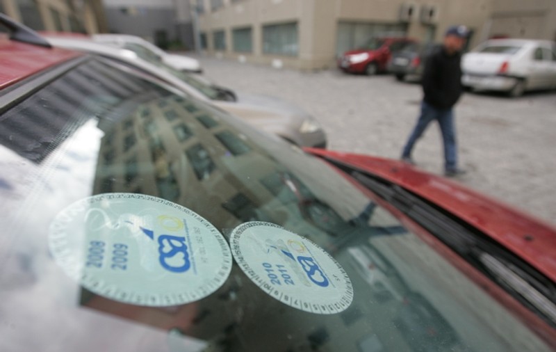 Atenţie şoferi! Vi se pregătesc noi tarife şi perioade de valabilitate pentru rovignete