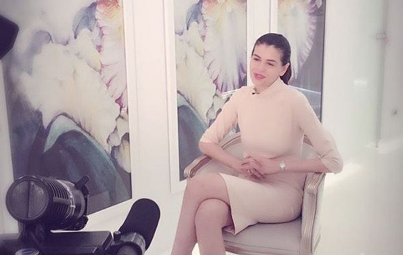 Monica Gabor a ajuns la mănăstire. Profită din plin de timpul petrecut în România