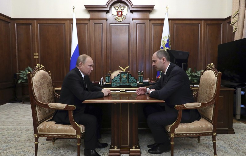 Fiul guvernatorului regiunii ruse Orenburg a plecat în America, să joace hochei profesionist. Tatăl lui, loial lui Putin, este pe lista de sancțiuni a SUA