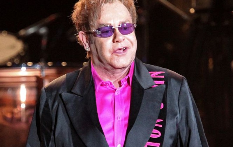 Elton John şi Lady Gaga cântă în duet pe coloana sonoră a unui film