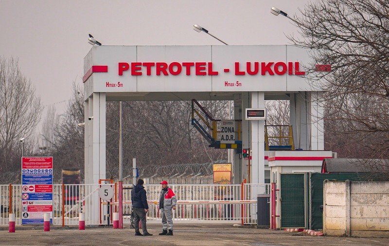 Petrotel Lukoil a intrat în insolvență. „Este singura soluție pentru salvarea rafinăriei din Ploiești”