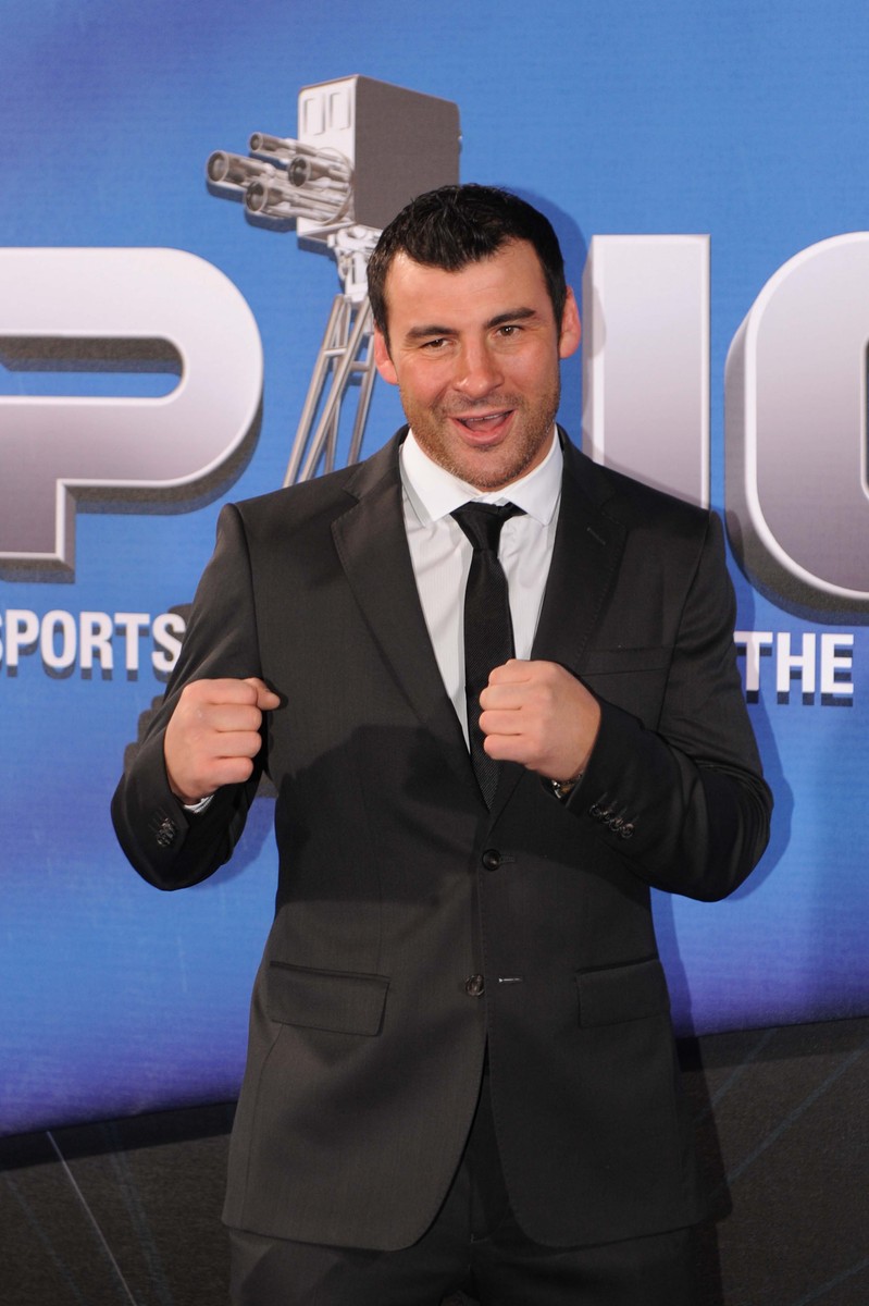 epa02502070 Boxer Joe Calzaghe arrives at the LG Arena within the National Exhibition Center complex in Birmingham, England, for the BBC Sports Personality of the Year award gala, on 19 December 2010. EPA/Nick Wilkinson UK AND IRELAND OUT