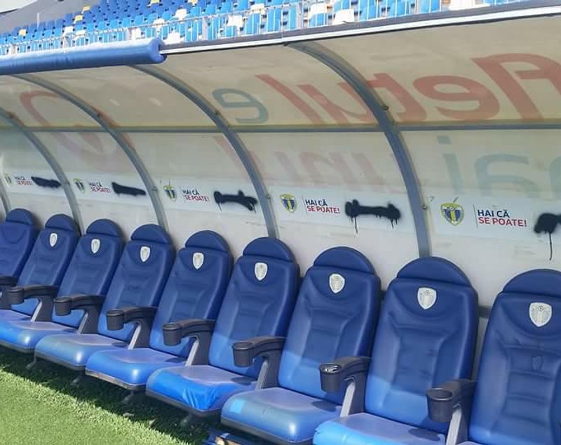 Stadionul Ilie Oană, vandalizat peste noapte! Reacția clubului Petrolul Ploiești | FOTO
