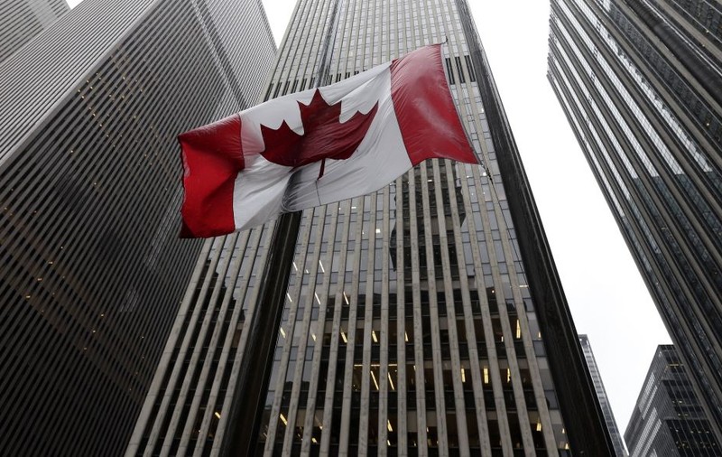 CANADA își ÎNCHIDE FRONTIERELE pentru cetățenii țărilor din AFRICA de VEST afectate de EBOLA!