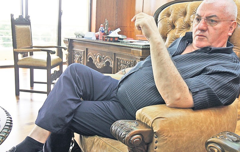 «Corleone», răpus de dureri de spate
