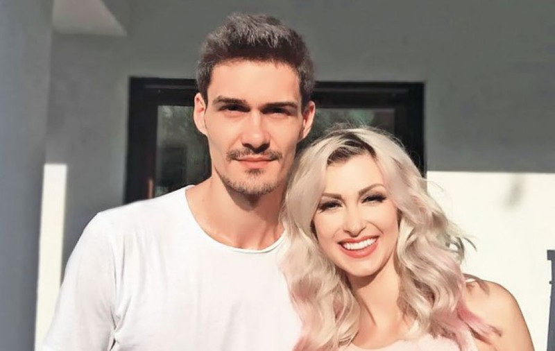 Astăzi este ziua de naștere a Andreei Bălan. Aflată în vacanță, artista a transmis un mesaj pentru fani