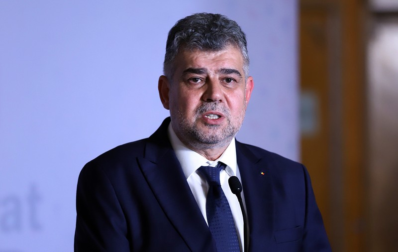 Crește iar numărul bugetarilor. Guvernul încearcă pentru al treilea an la rând să înghețe angajările la stat