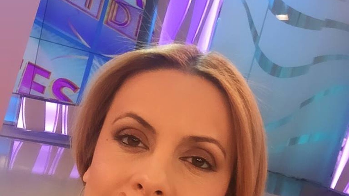 Ce a pățit Simona Gherghe în timpul unei ieșiri în oraș. "Cred că par o ciudată sau ceva de genul"