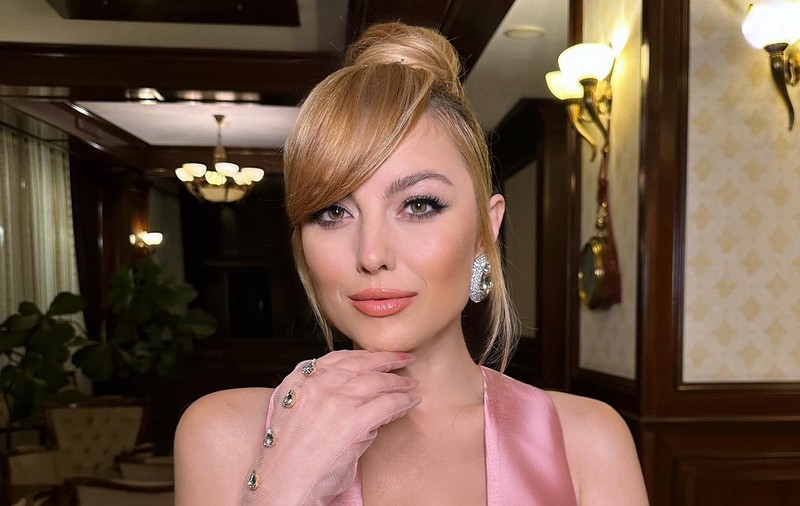 Elena Gheorghe, după 19 ani, din nou alături de trupa Mandinga: „Îmi rescriu povestea”