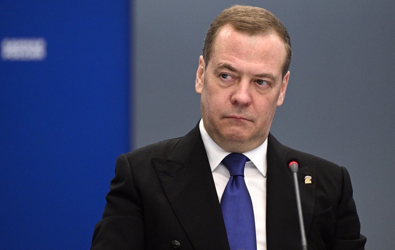 Dmitri Medvedev cere o ofensivă rusă spre Kiev şi Odesa după incursiunea ucraineană în regiunea Kursk