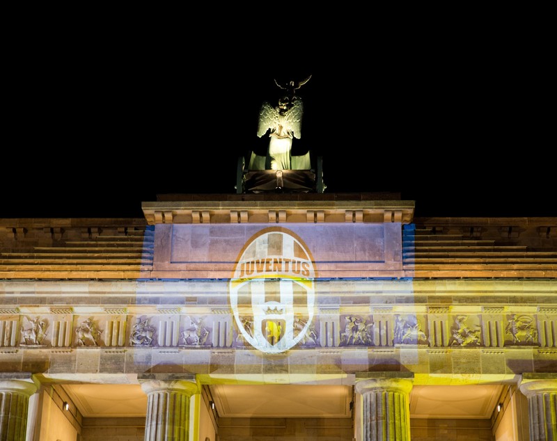 Barcelona și Juventus au cucerit Poarta Brandenburg! Imagini fabuloase de la Berlin / GALERIE FOTO