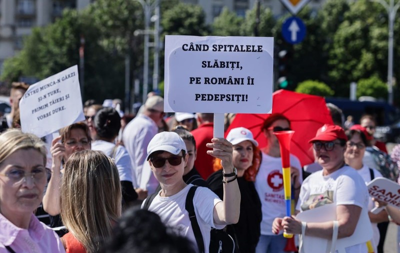 Fostul președinte al CCR, Augustin Zegrean, după ce Justiția a decis suspendarea inițierii Legii salarizării bugetarilor: „Nu-i treaba Justiției să se amestece în legiferare”