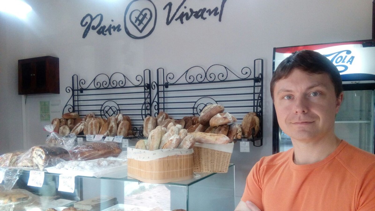 Un gălățean și-a deschis propria afacere cu pâine franțuzească
